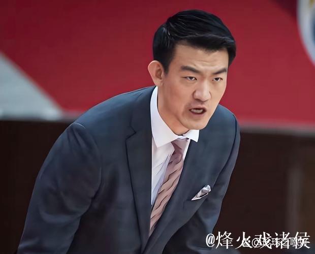 输辽宁暴露问题！全队缺乏配合，王博战术僵化，吴晓状态下滑致篮板失守！